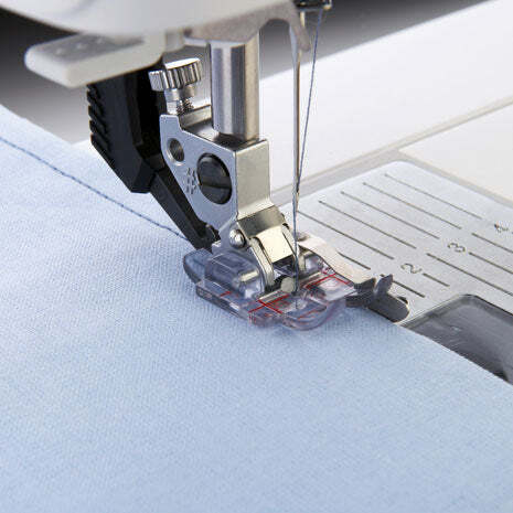 Clear 1/4" Right Guide Foot w/IDT