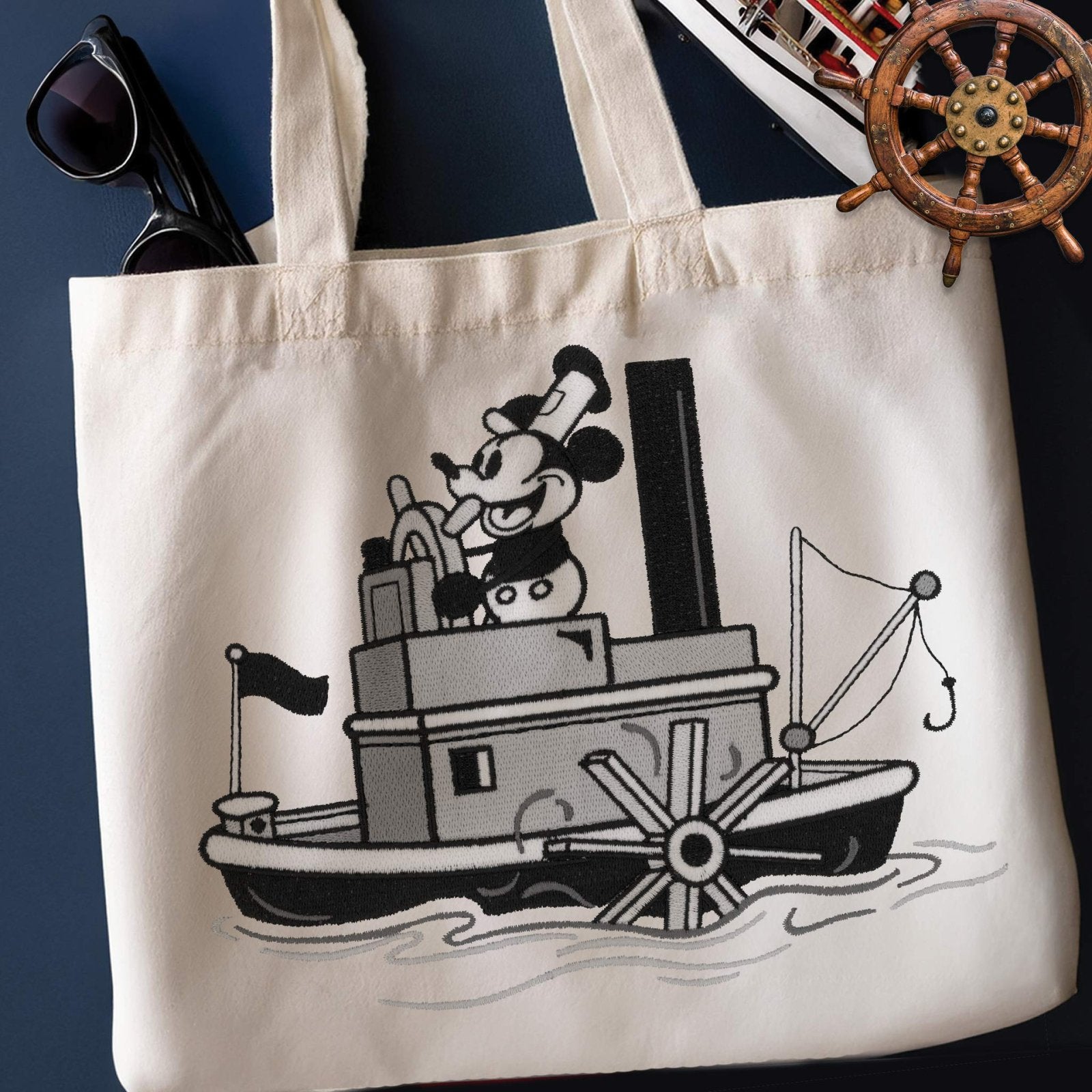 Steamboat Willie | USB
