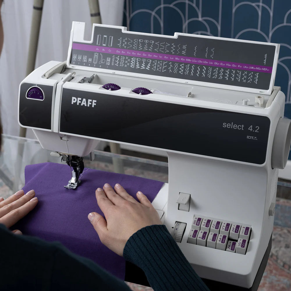 PFAFF® Select™ 4.2 Sewing Machine